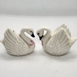 White Swan With Pink Bow Salt & Pepper Shakers  2" Made In Japan Vintage
